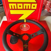 Volante momo mod07 pelle