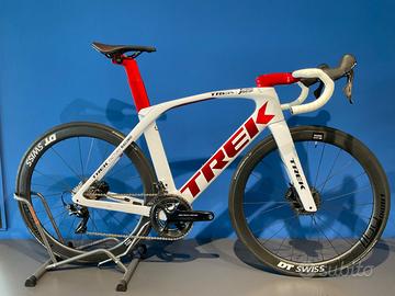 Trek Madone SLR Gen 6 2022 Project One Dura-Ace