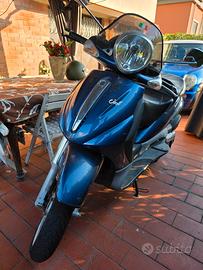 piaggio beverly 500 
