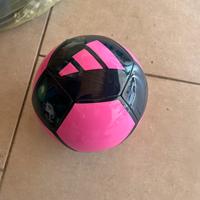 pallone adidas