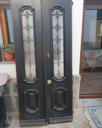 portoncino in castagno antico