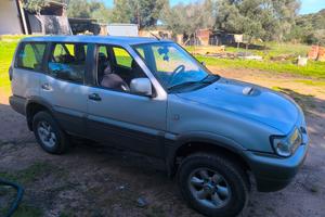 NISSAN TERRANO 2