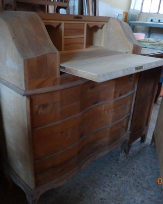 Bureau grezzo
