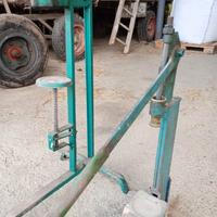 Tappatrice manuale per bottiglie