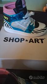 le scarpe multicolore