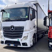 Motrice Actros 2545