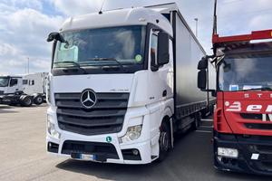 Motrice Actros 2545