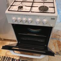 Cucina a gas con forno Beko