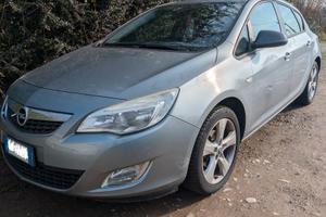Opel Astra J 1.4 Elective 100cv Benzina/GPL