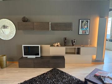 Soggiorno nuovo da esposizione