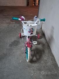 Bicicletta Minnie 12 pollici con rotelle