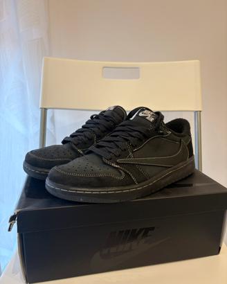 Travis scott black phantom