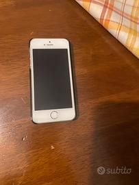 iPhone  11