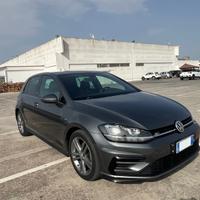 Volkswagen Golf 7.5 R-Line 1.6 TDI 116cv