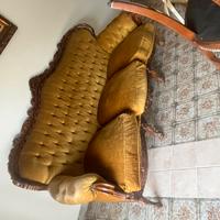 divano e poltrona d epoca