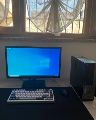 PC Desktop - postazione lavoro/studio