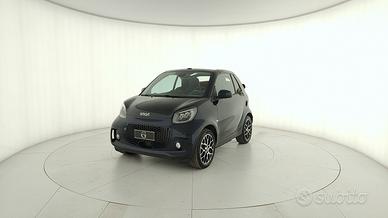 SMART Fortwo Cabrio eq suitered 4,6kW
