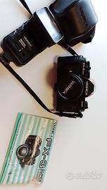 Macchina fotografica Manuale Yashica FX-3 + flash