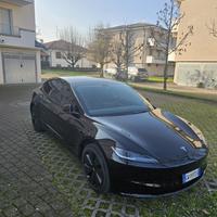 Tesla Model 3 AWD – 498 CV | Agosto 2024