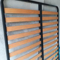 Rete matrimoniale con doghe 