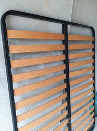 Rete matrimoniale con doghe 