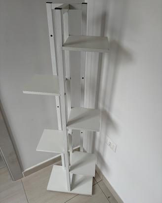 Scaffale moderno