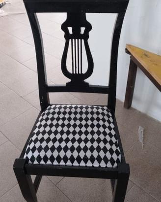 70 Sedie bianche e nere in legno