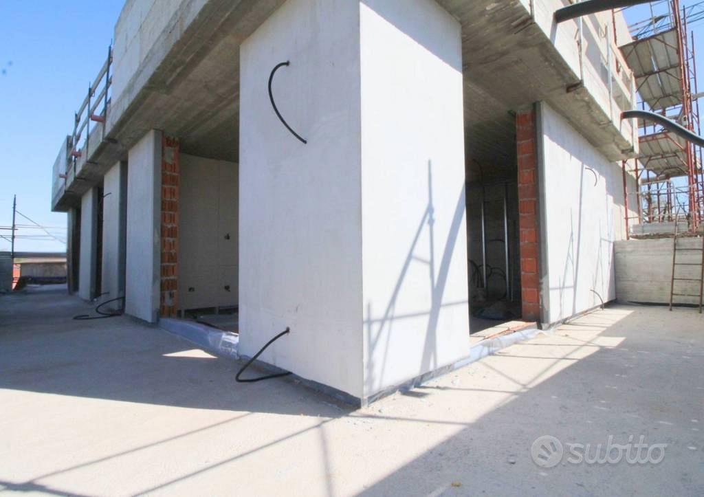 Appartamento – Solaro, Sant'Anna, Villaggio Brollo - Altro