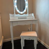 mobile trucco shabby
