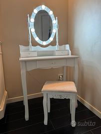 mobile trucco shabby