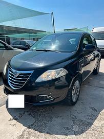Lancia Ypsilon 1.2 69 CV 5 porte S&S Silver OK NEO