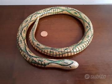 Serpente in legno