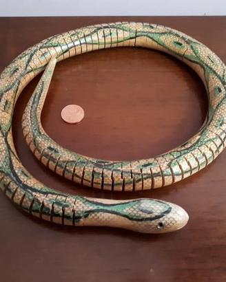 Serpente in legno
