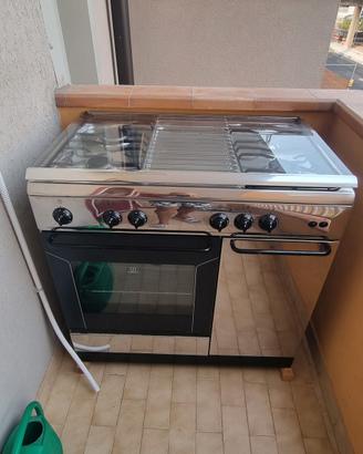 cucina inox indesit