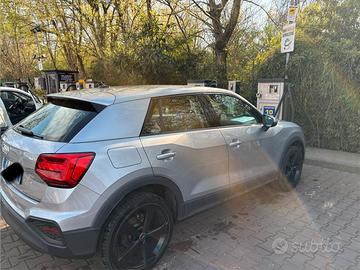 Audi q2 35 tfsi automatica