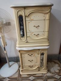 comodini laccati