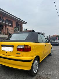 Fiat Punto Cabrio Gialla