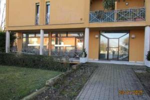Immobile in asta di 215 m² con più di 5 locali e b