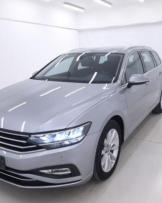Volkswagen Passat Variant Business DSG BR345975 2.