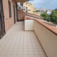 Appartamento seminuovo con box auto