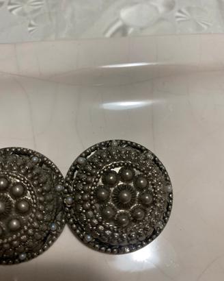 Orecchini vintage a clip disign a cupola
