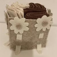 Asciugamani lavette con cestino