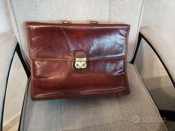 Borsa in vera pelle professionista