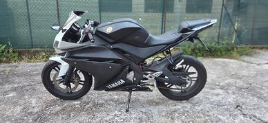 Yamaha YZF-R125 