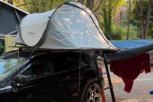 Tenda da tetto artigianale