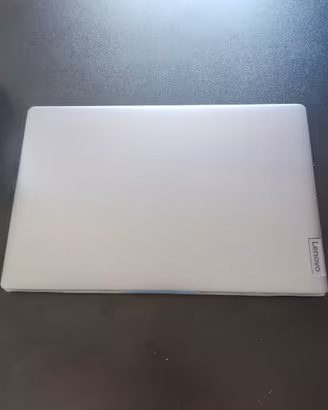 PC LENOVO IDEAPAD SLIM 3 15AMN8