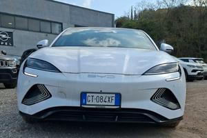 Byd seal performance 530 cv dual motor elettrica