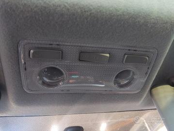 Plafoniera anteriore TOYOTA YARIS del 2012