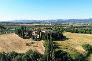 Rustico / Casale di 2400 m² con box auto a Sinalun