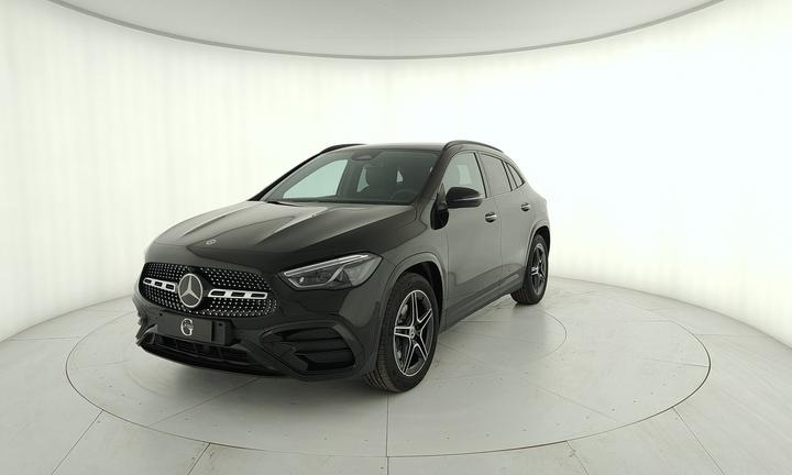MERCEDES-BENZ GLA 200 Automatic